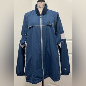 Vintage Champion Men's Long Sleeve Windbreaker Style Jacket w/Zip Closure